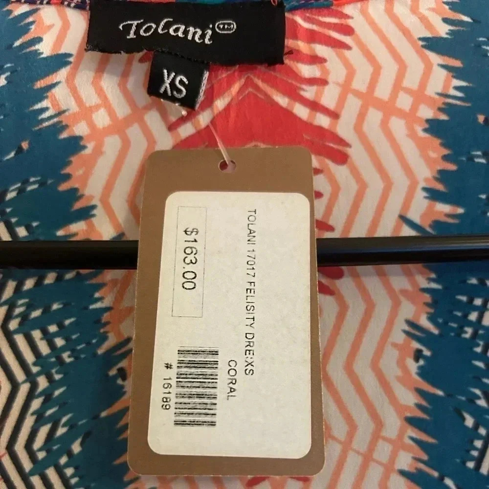 Tolani Dress - Picture 4 of 4